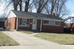  Violet St, Saint Clair Shores MI