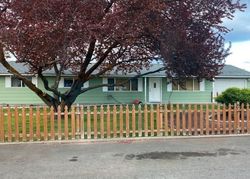 Pre-foreclosure in  SUNTIDES BLVD Yakima, WA 98908