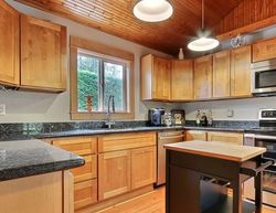 Pre-foreclosure in  SE 121ST PL Renton, WA 98059