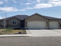Pre-foreclosure in  HILL TOP VIEW ST West Richland, WA 99353