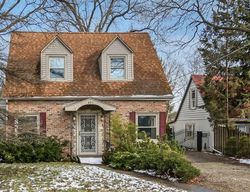 Pre-foreclosure Listing in N GREENWOOD AVE NILES, IL 60714