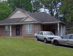 Pre-foreclosure in  ELTON CV Memphis, TN 38109