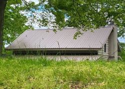  Salt Ln, Savannah TN