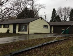 Pre-foreclosure in  SUNVIEW DR Twinsburg, OH 44087
