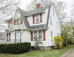 Pre-foreclosure Listing in GILLIS ST FREDONIA, NY 14063
