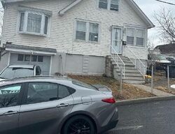 Pre-foreclosure in  WINDSOR AVE Vauxhall, NJ 07088