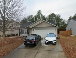 Pre-foreclosure in  CRESCENT CREEK CT Greenville, SC 29605