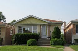 Pre-foreclosure Listing in W LELAND AVE HARWOOD HEIGHTS, IL 60706