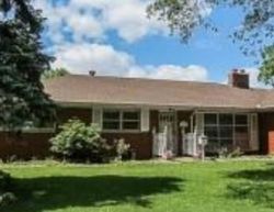 Pre-foreclosure in  LYNCH AVE Granite City, IL 62040