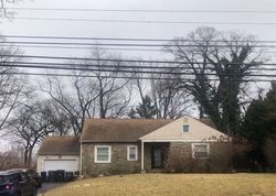 Pre-foreclosure in  HIGHLAND AVE Jenkintown, PA 19046