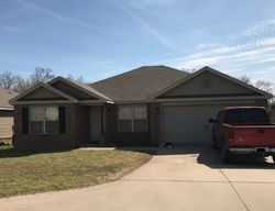 Pre-foreclosure Listing in CRESTVIEW LN BARLING, AR 72923