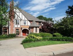 Pre-foreclosure in  COUNTRY CLUB TER Edmond, OK 73025