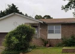 Pre-foreclosure in  PINEVIEW Kaw City, OK 74641