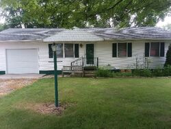Pre-foreclosure in  CAPALDI DR Marion, OH 43302