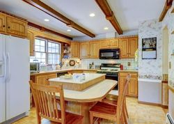Pre-foreclosure in  LAUREL AVE Pompton Lakes, NJ 07442