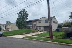 Pre-foreclosure Listing in BLUE RIDGE RD VOORHEES, NJ 08043