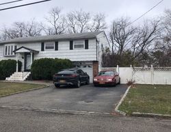  Lincoln Ave, Deer Park NY