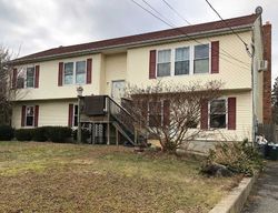 Pre-foreclosure Listing in BEECH ST WYANDANCH, NY 11798