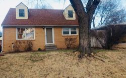 Pre-foreclosure Listing in BURNHAM ST LINCOLN, NE 68502