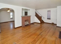 Pre-foreclosure in  HAWTHORNE ST Pittsburgh, PA 15201