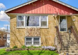 Pre-foreclosure Listing in 46TH ST LYONS, IL 60534