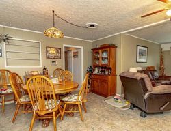  W Manslick Rd, Fairdale KY