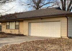 Pre-foreclosure in  PARTRIDGE AVE Parsons, KS 67357