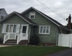 Pre-foreclosure Listing in MARLBOROUGH RD OCEANSIDE, NY 11572