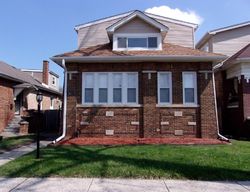 Pre-foreclosure in  S CLYDE AVE Chicago, IL 60649