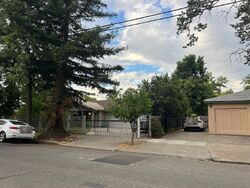  2nd Ave, Sacramento CA