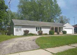 Pre-foreclosure in  ANDREWS DR Belvidere, IL 61008