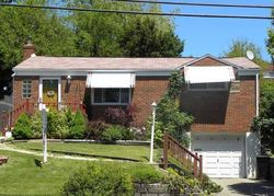 Pre-foreclosure in  GARDENVILLE RD Pittsburgh, PA 15236