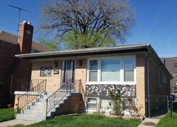 Pre-foreclosure in  N NEVA AVE Chicago, IL 60634
