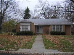  Hollycrest Dr, Bloomington IL