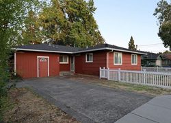 Pre-foreclosure in  5TH ST W Sonoma, CA 95476