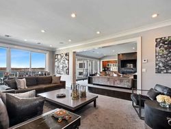 Pre-foreclosure in  FOREST DR Port Washington, NY 11050