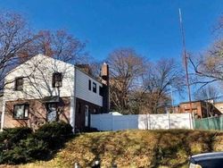 Pre-foreclosure Listing in WHITEHALL TER QUEENS VILLAGE, NY 11427