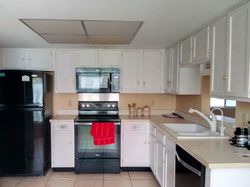 Pre-foreclosure in  LIGHTHOUSE RD Orlando, FL 32808