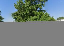 Pre-foreclosure in  SINCLAIR AVE South Roxana, IL 62087