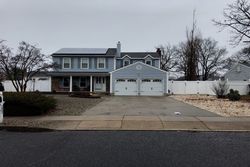 Pre-foreclosure in  FRONTAGE RD Toms River, NJ 08753