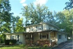 Pre-foreclosure in  NADINE AVE Rockford, IL 61114