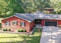  Woodale Dr, Carlinville IL