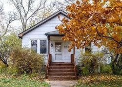 Pre-foreclosure in  HASTINGS AVE Evanston, IL 60201