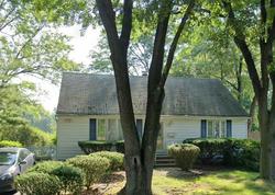 Pre-foreclosure Listing in SPRUCE LN WEST NYACK, NY 10994
