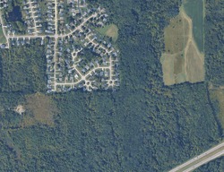 Pre-foreclosure Listing in OAK HOLLOW DR MADISON, OH 44057