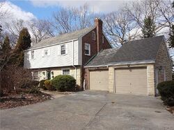Pre-foreclosure in  COLONIAL PARK DR Pittsburgh, PA 15227