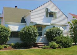 Pre-foreclosure in  BEXLEY BLVD Cleveland, OH 44121