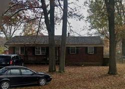 Pre-foreclosure in  HILLTOP WAY Milford, OH 45150