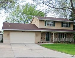 Pre-foreclosure in  DEER TRL Green Bay, WI 54302