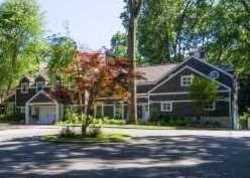 Pre-foreclosure Listing in OLD CEDAR SWAMP RD GLEN HEAD, NY 11545